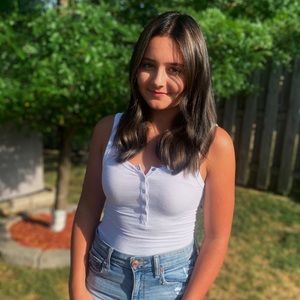 Meet your Posher, Avery